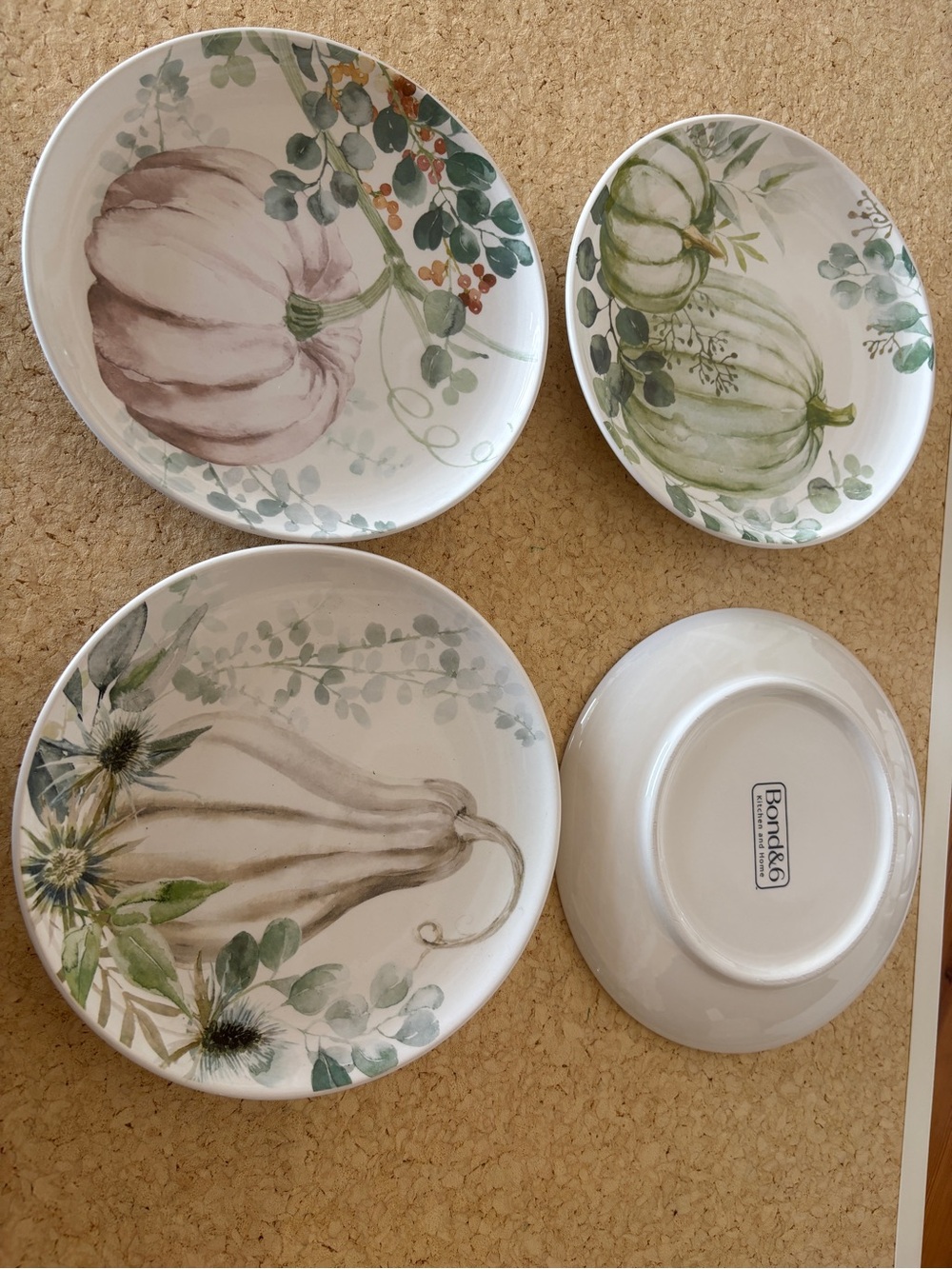 Bordallo Hand-Painted Pumpkin Motif Dinner Plates in Green & Cream